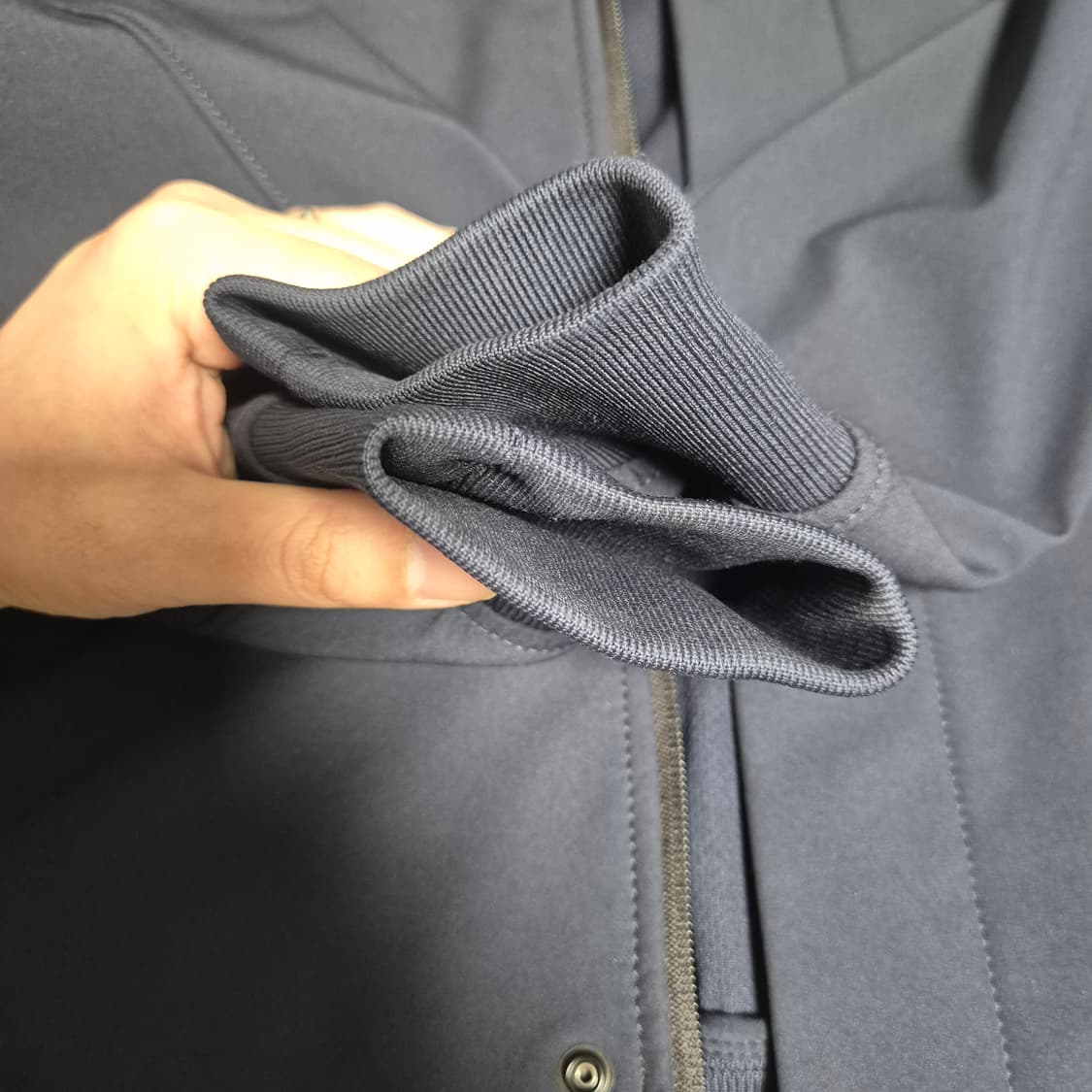 스톤아일랜드 라이트 소프트 쉘-R  폴리에스터 후드 자켓 상품이미지10