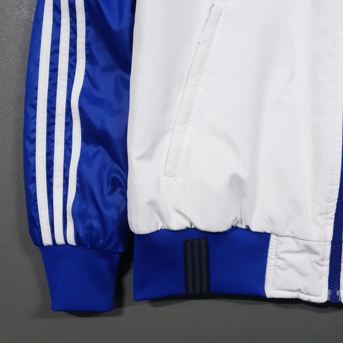 아디다스 희귀 대장급 유로파 첼시 양면 리버서블 패딩 자켓 포카리 흰파 상품이미지5