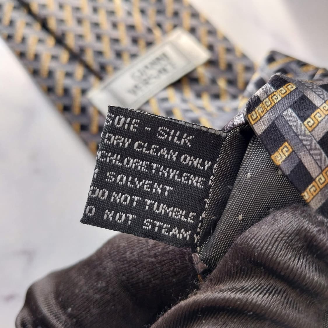베르사체 실크 블랙 메두사 기하 패턴 넥타이 9.1cm B등급 K1773 상품이미지10