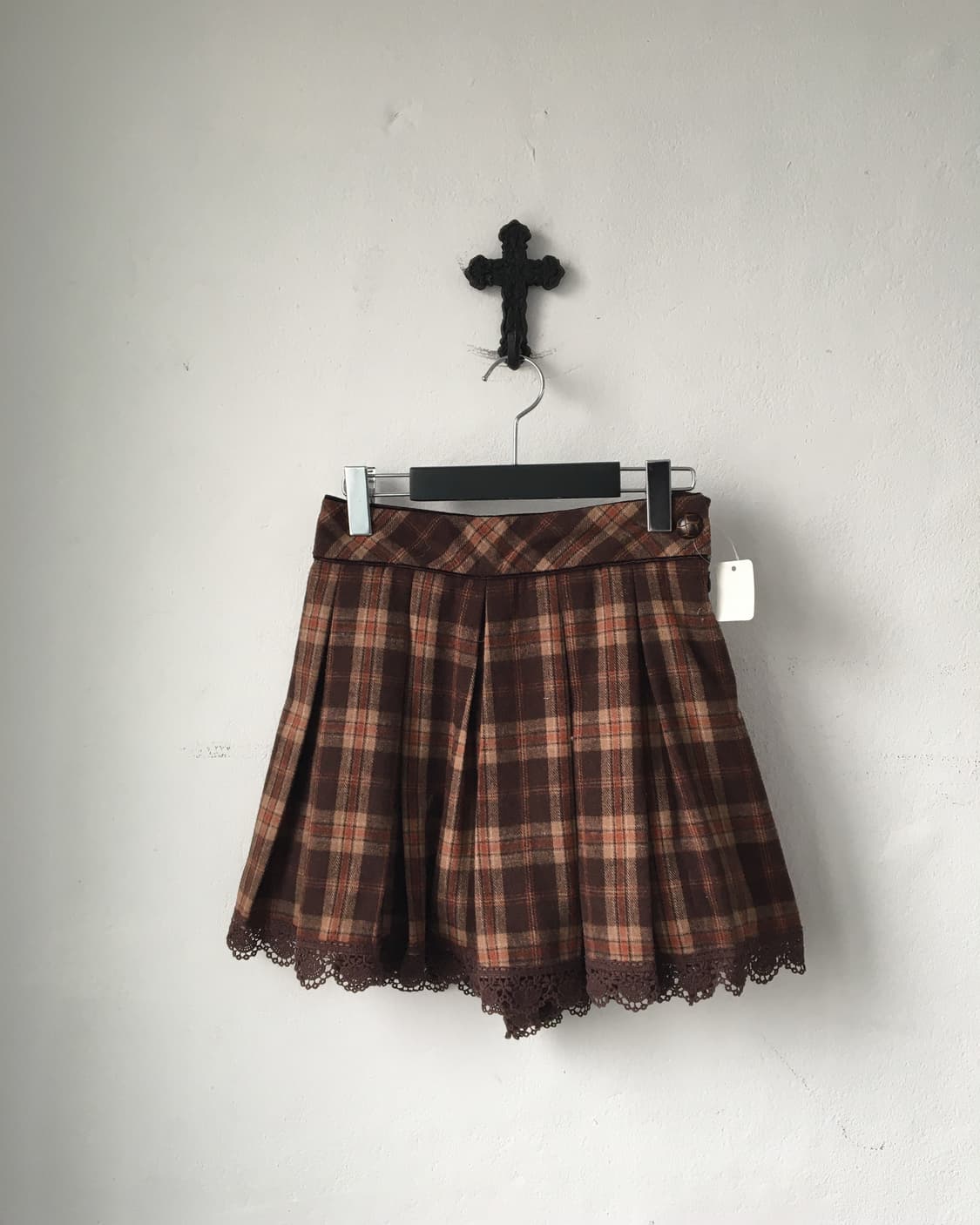 Lace trimming check pattern pleats short 상품이미지1