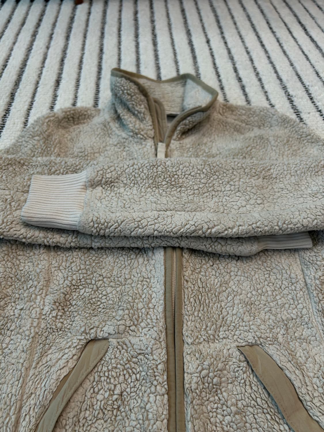 노스페이스 플리스 크림 컬러 상품이미지4