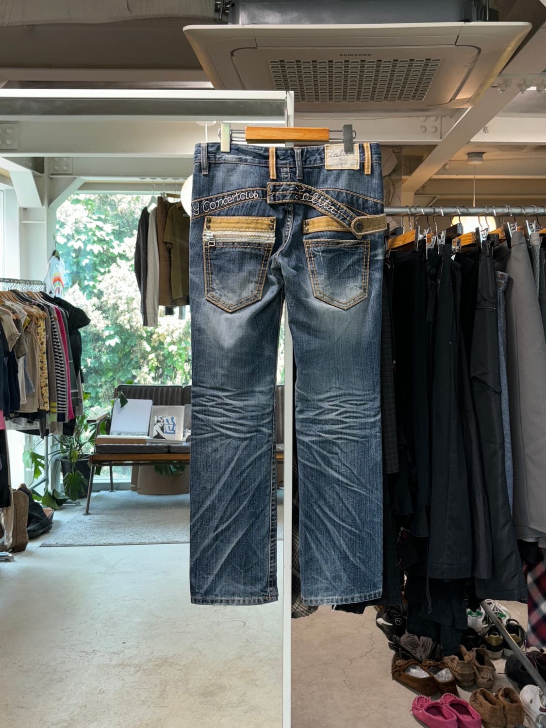 Lolita jeans 웨스턴 로우라이즈 진 상품이미지1