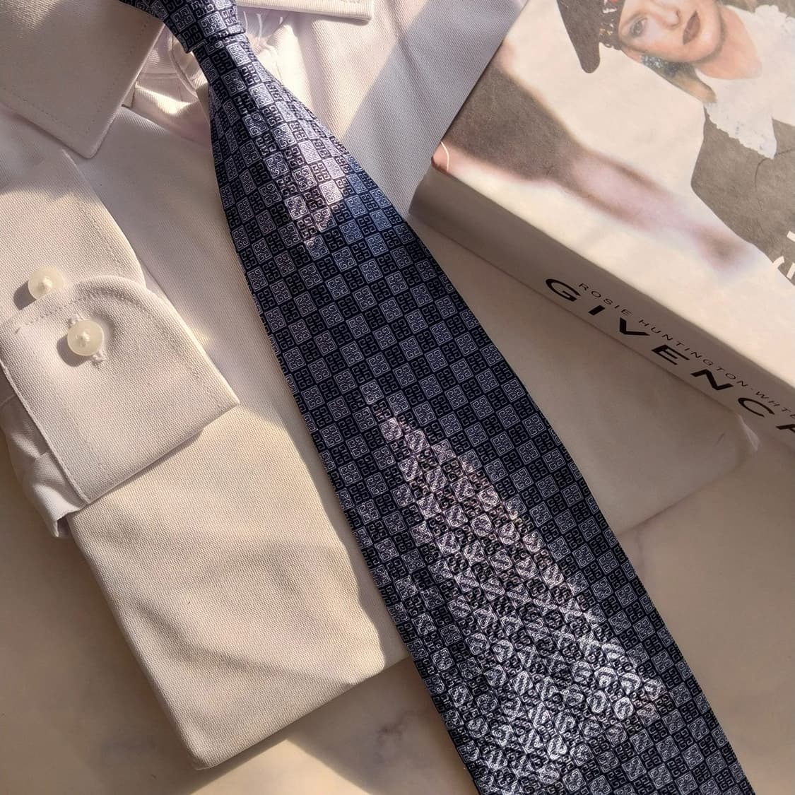 지방시 실크 4G 로고 패턴 넥타이 9.6cm S~A+등급 K1376
 상품이미지7