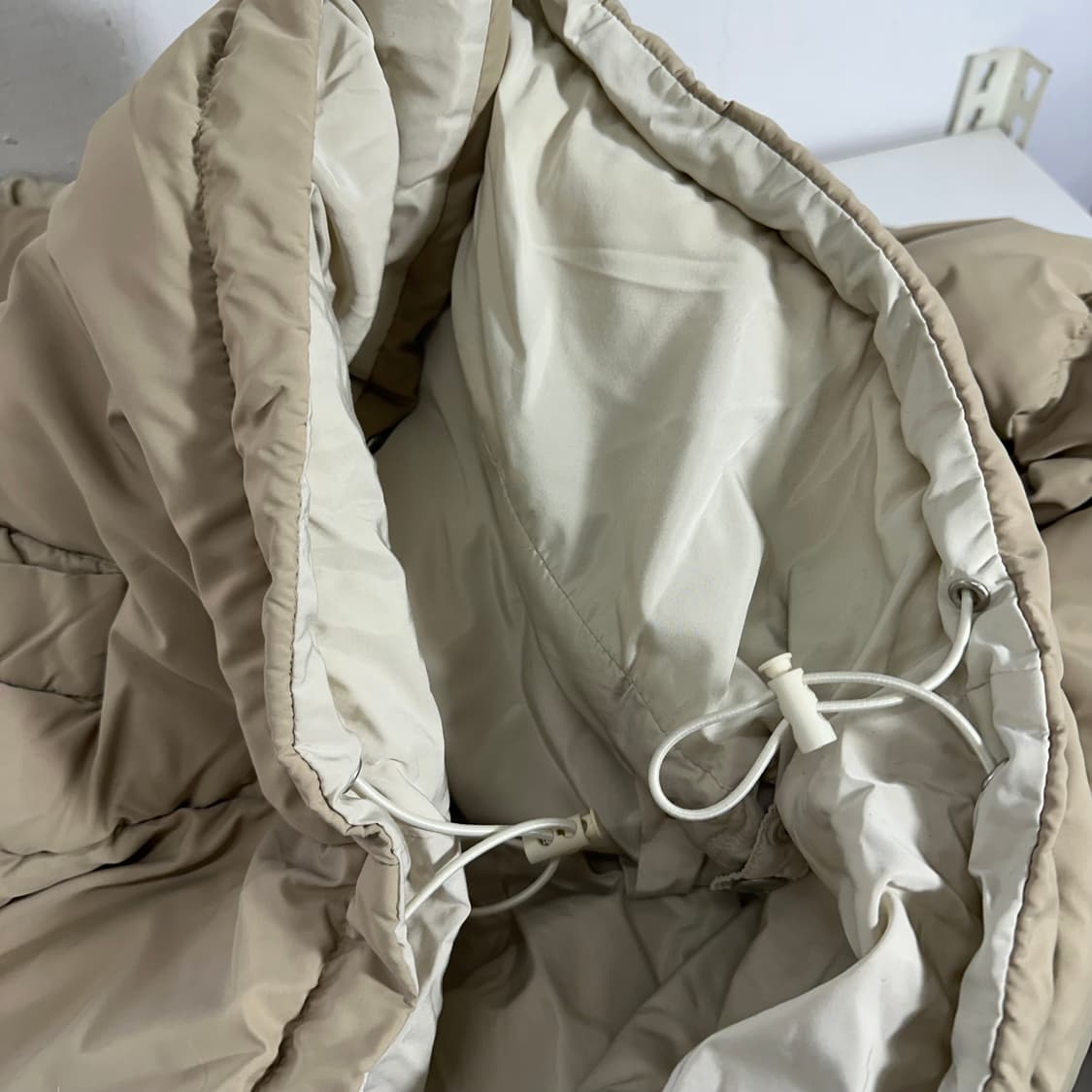 L 라퍼지스토어 베이지 리버시블 푸퍼 패딩 상품이미지3