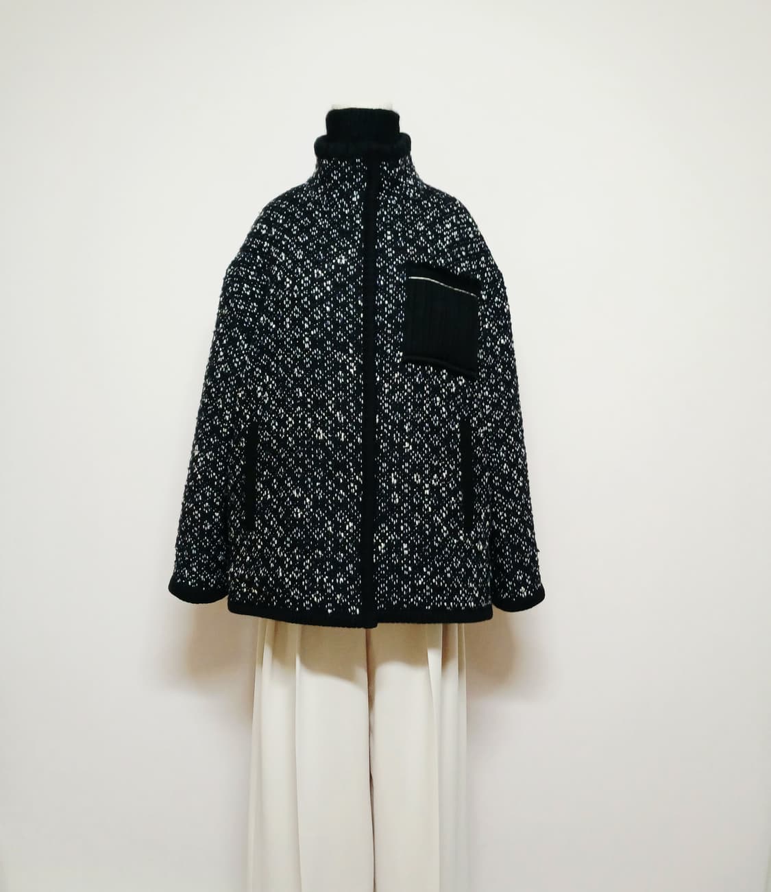 구호 KUHO 이태리 트위드 다이아 퀼팅 패딩 자켓 상품이미지3