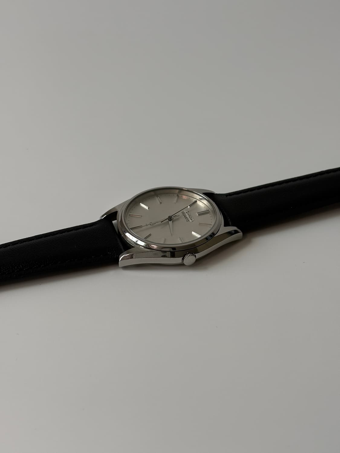 1980s Linen Dial Silver Quartz 상품이미지3