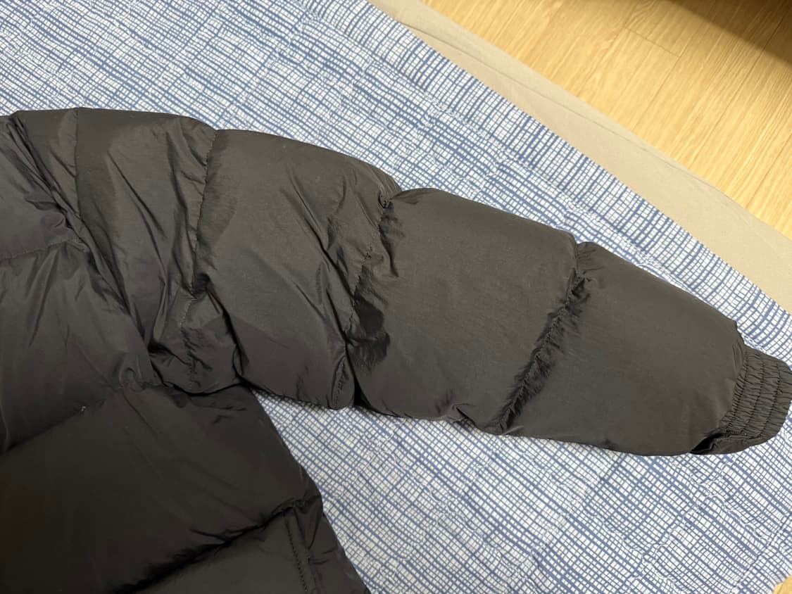 메종키츠네 패딩 l 사이즈 팝니다 상품이미지3