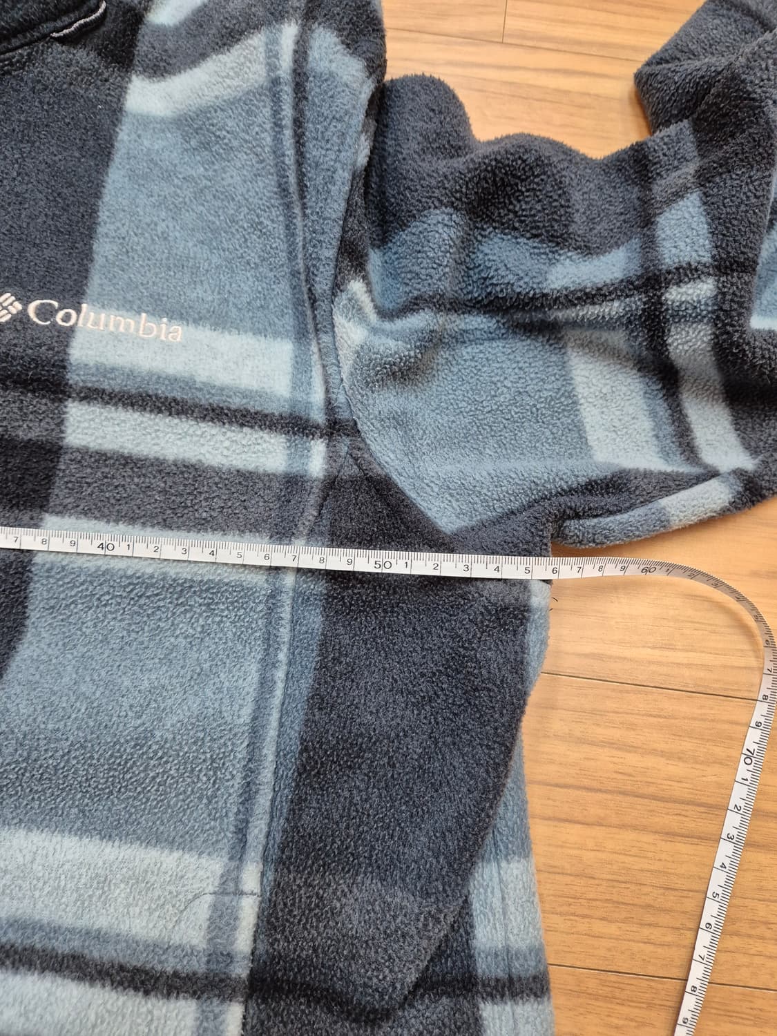 컬럼비아 남성 플리스 자켓 XL사이즈 판매합니다. 은은한 체크 패턴이 세 상품이미지3
