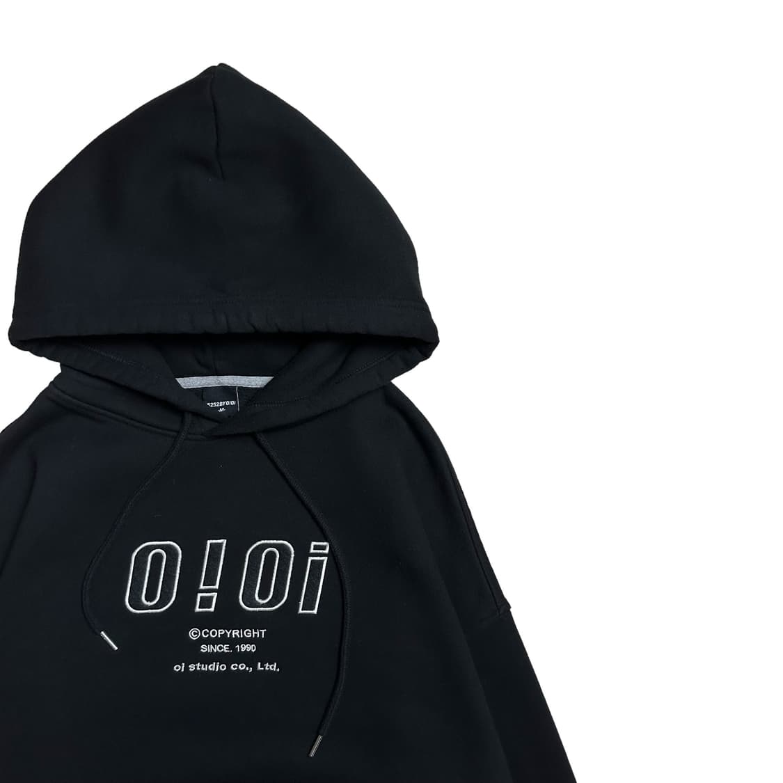 오아이오아이 빅로고 블랙 후드티 상품이미지1