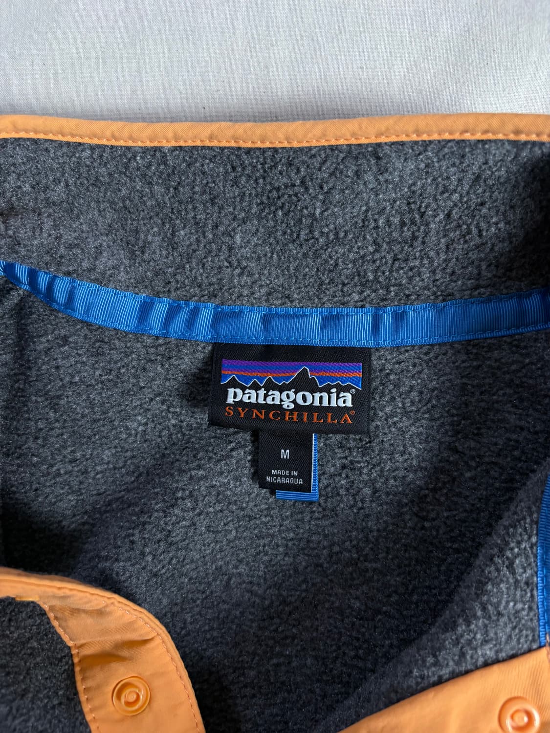 Patagonia 파타고니아 라이트웨이트 신칠라 그레이 오렌지 플리스 M 상품이미지4