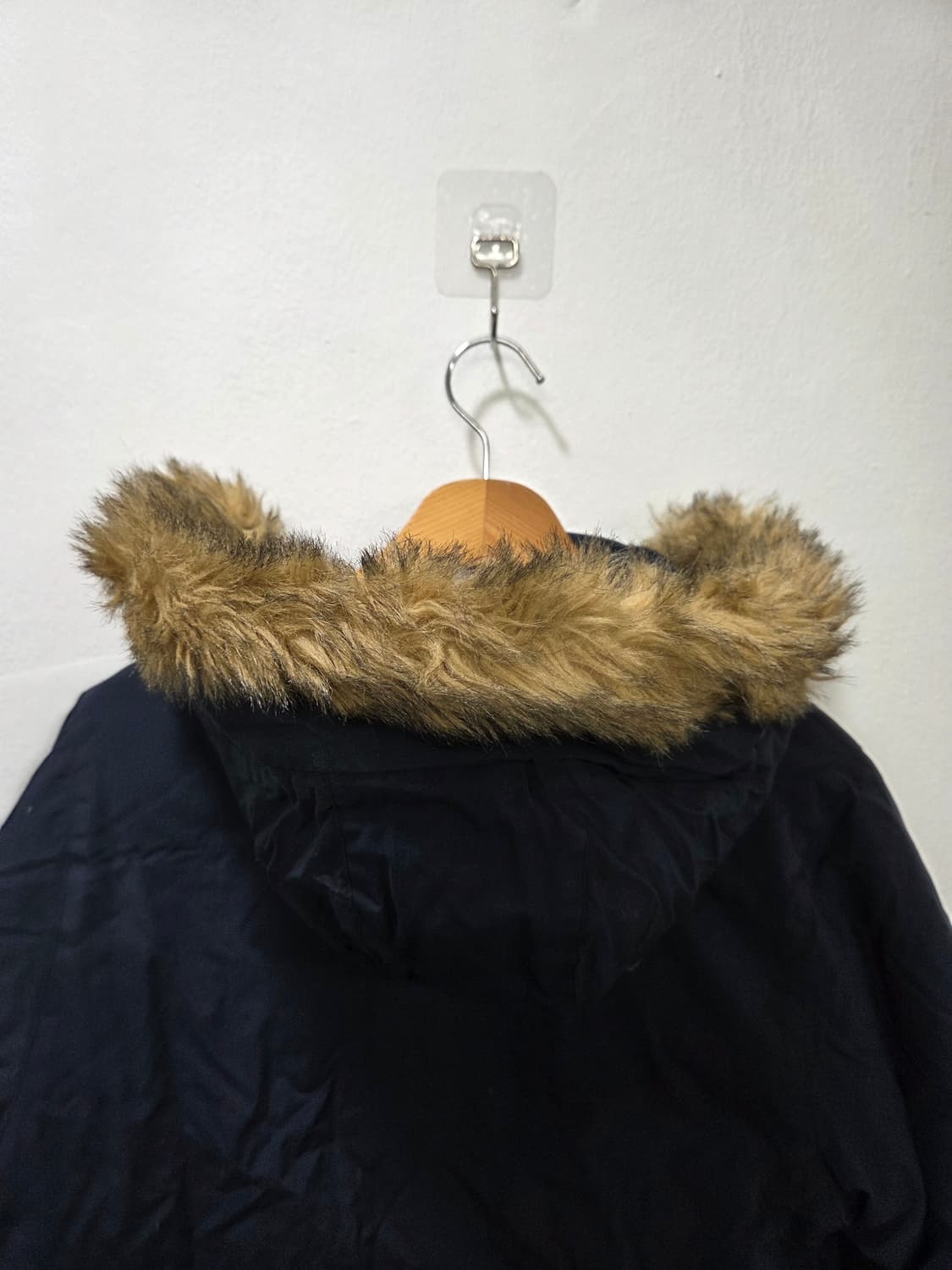 칼하트 네이비 후드 덕다운 패딩 점퍼 90 빵빵다운 폭신폭신다운 상품이미지5