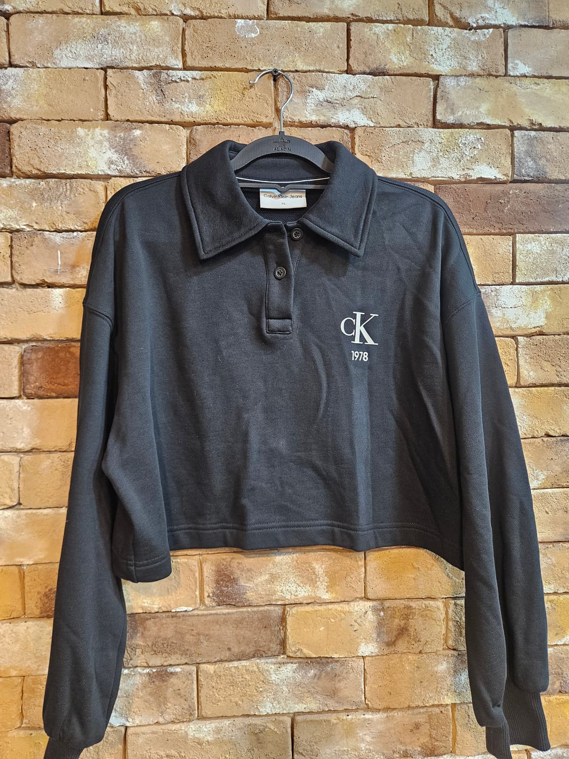 캘빈클라인진스 블랙 크롭 카라티 XS 상품이미지1