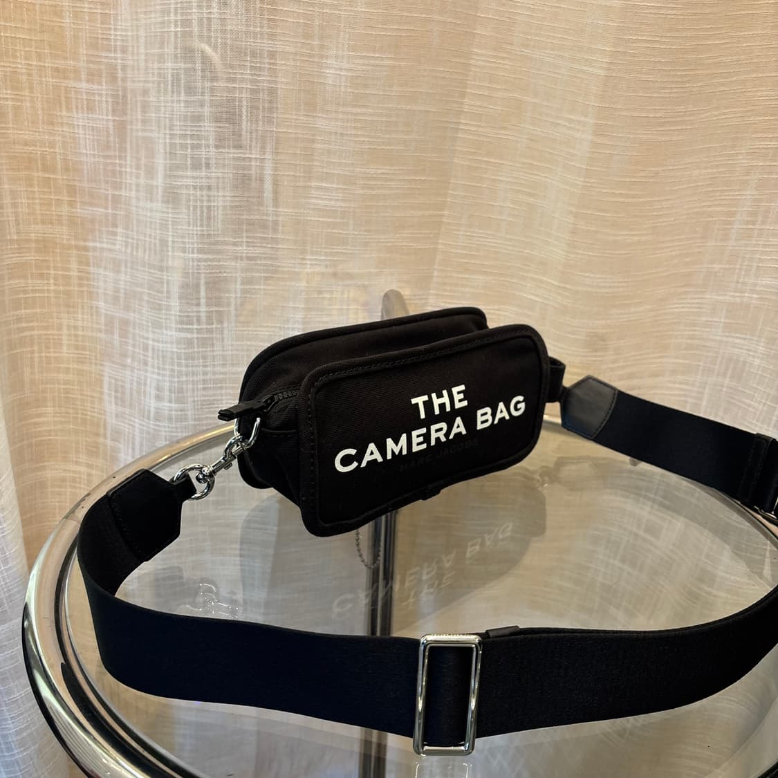 정품 마크제이콥스 캔버스 카메라백     상품이미지3