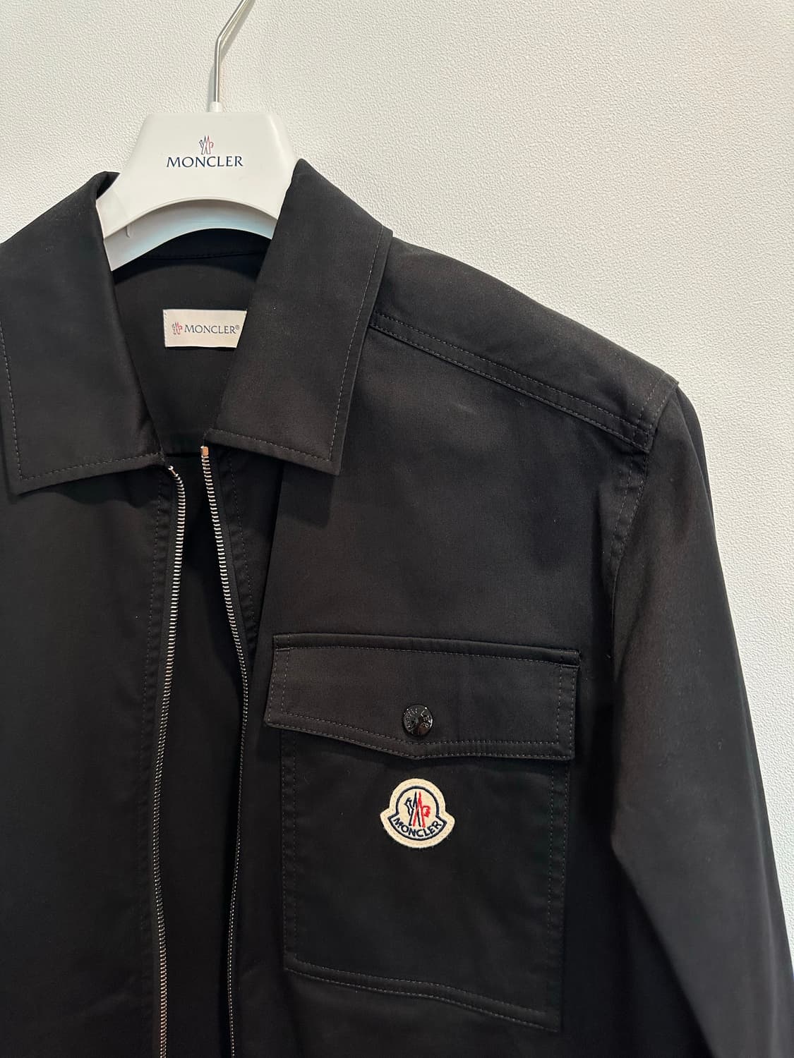 몽클레르 오버셔츠 블랙컬러 상품이미지1