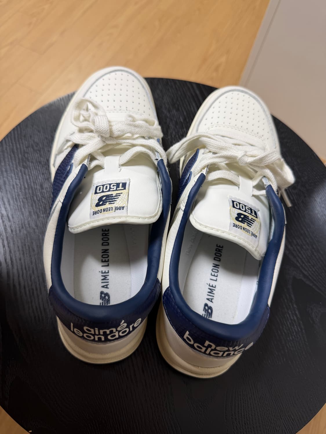 에임레온도르 X 뉴발란스 T500 테니스 옥스포드 41.5 사이즈 상품이미지3