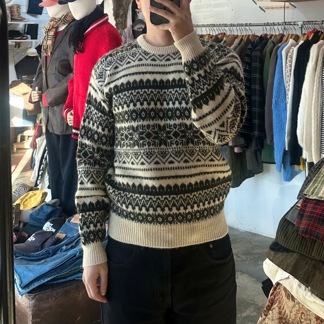 (착용컷) BAY LEAF 노르딕 패턴 니트 (남성용 98-100) 상품이미지3