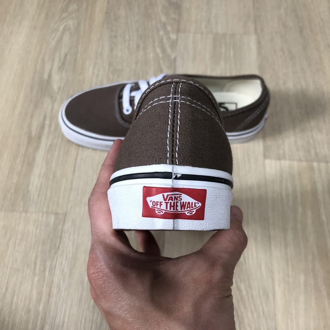 (230) 새상품 반스 VANS 어센틱 워시드 브라운 스니커즈 상품이미지2