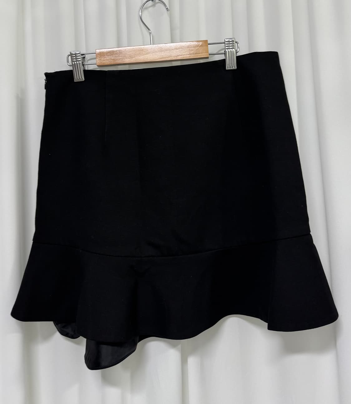 Zara 블랙 프릴 미니 스커트  상품이미지7