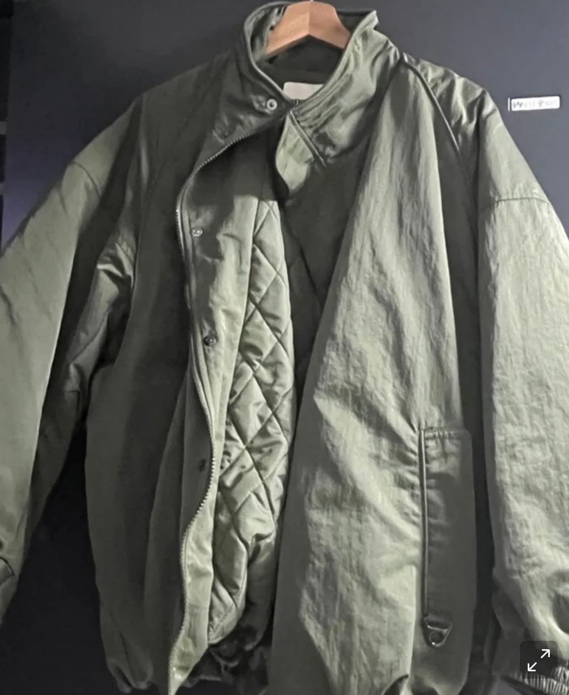 제네럴아이디어 패디드 볼륨 블루종 봄버 점퍼 카키 L사이즈 판매합니다 상품이미지2