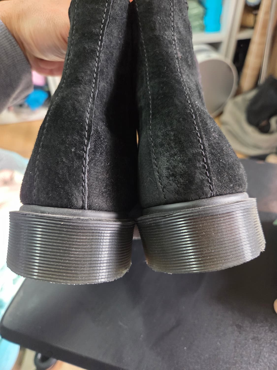 닥터마틴 블랙 스웨이드 첼시 부츠 260~265 상품이미지3