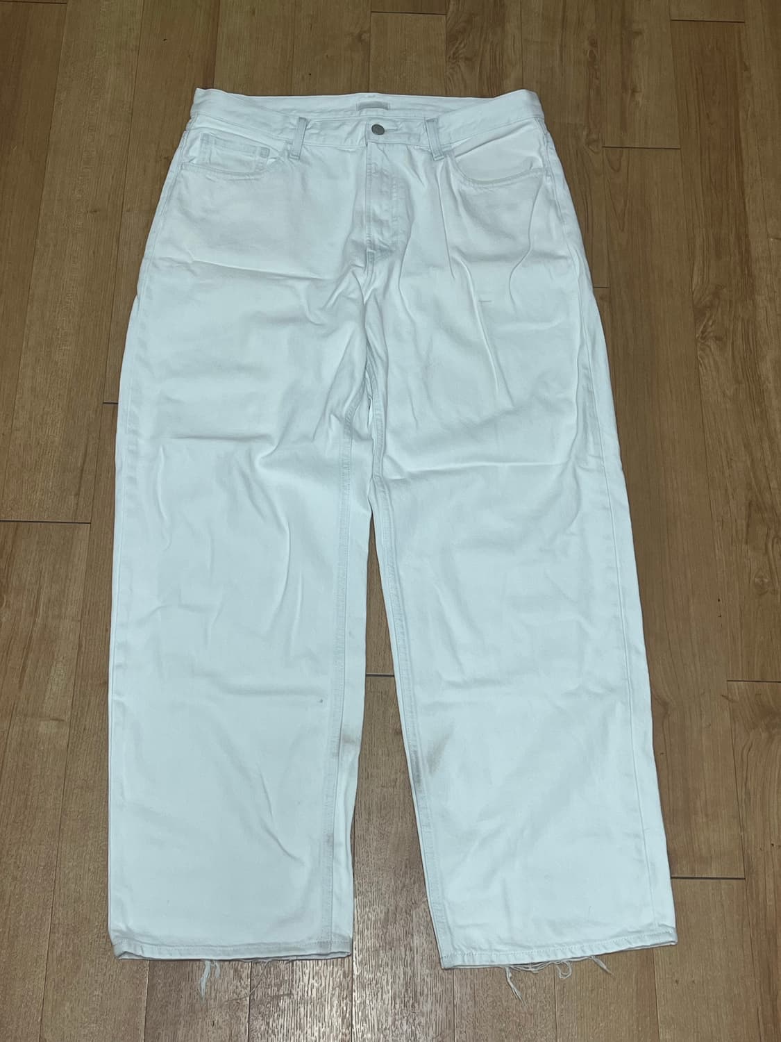 유니클로 와이드스트레이트진 상품이미지1