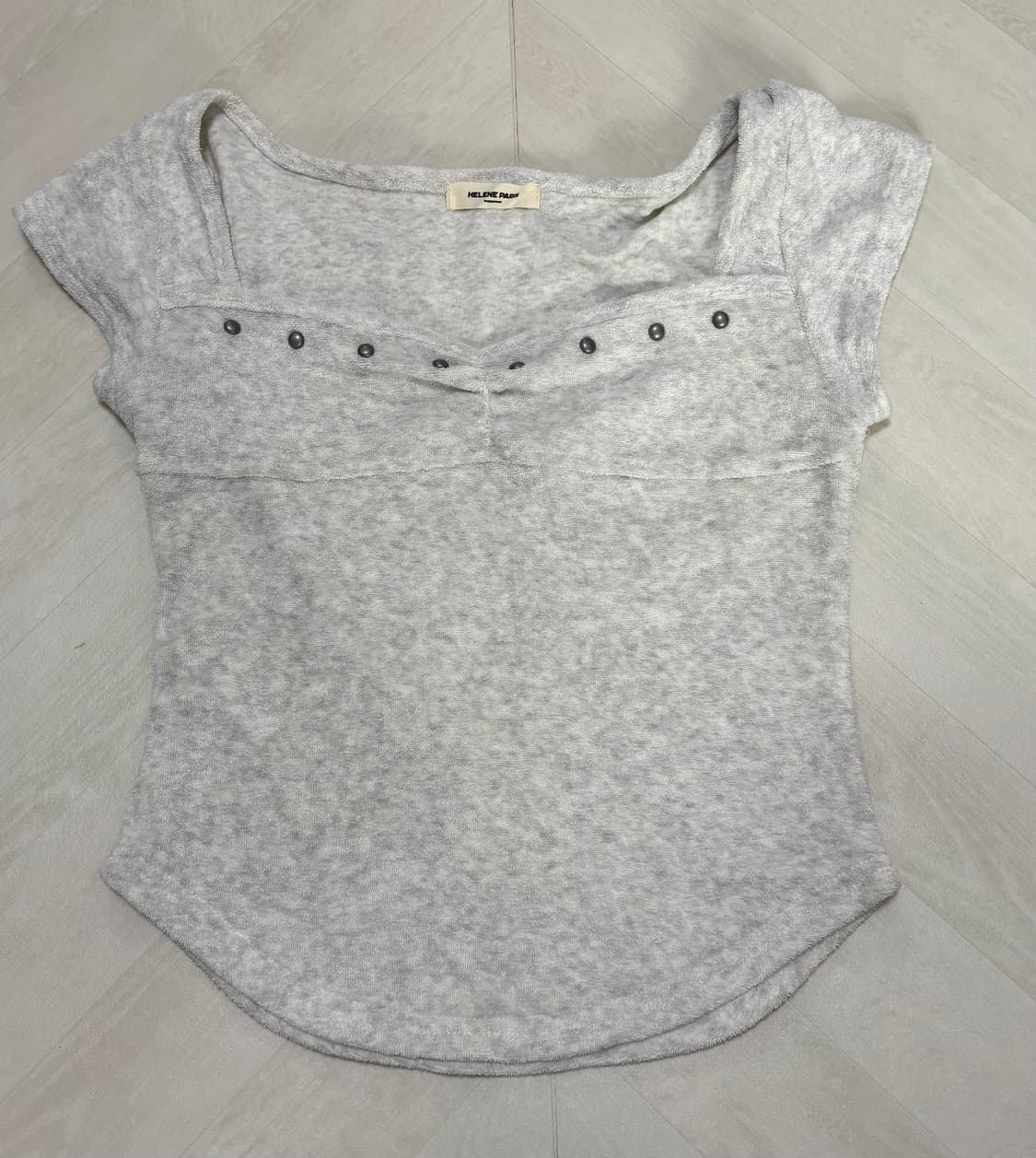 테리 스터드 스퀘어 하프 티셔츠 상품이미지2