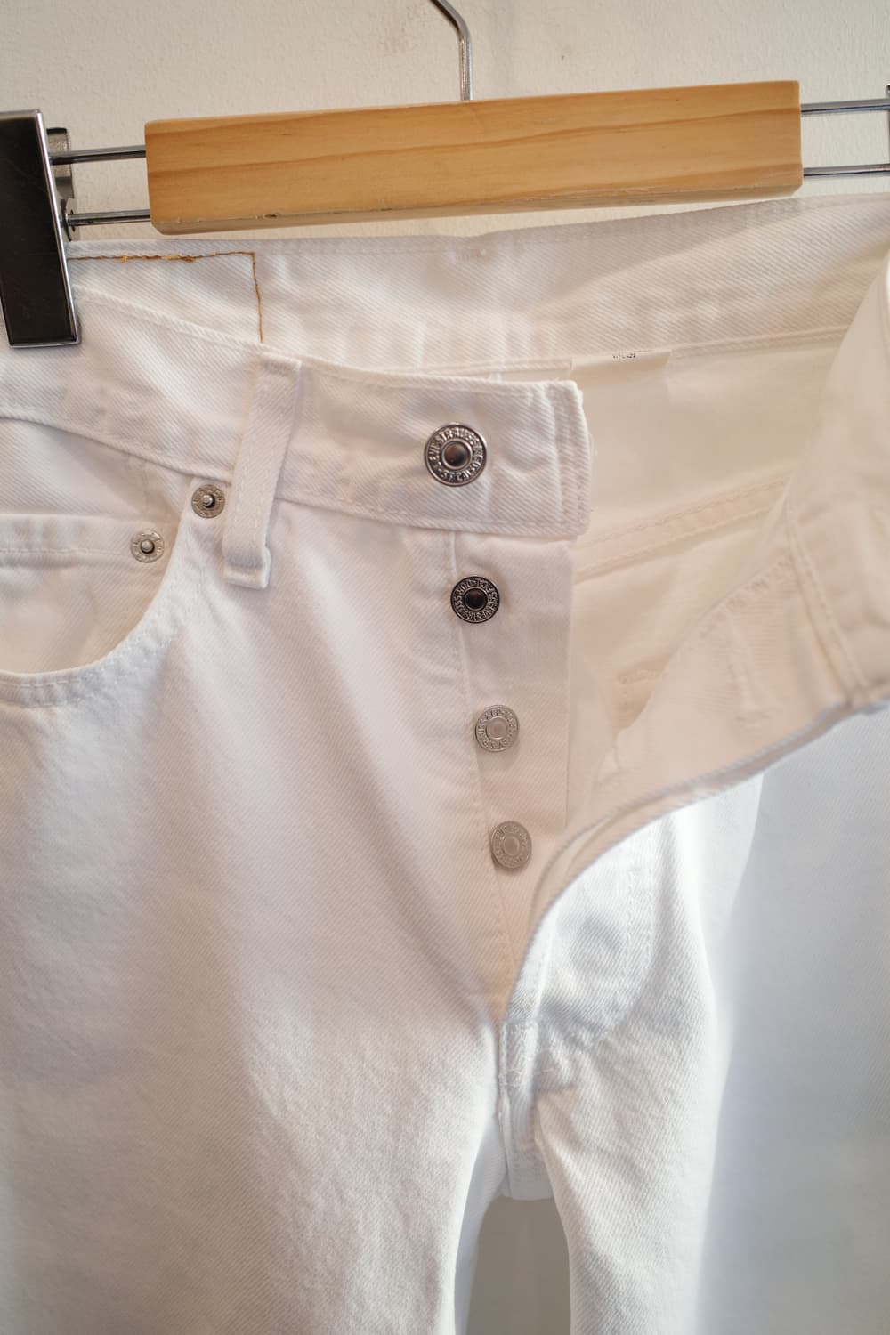 Levis 리바이스 501 화이트 팬츠 (28인치) 상품이미지3