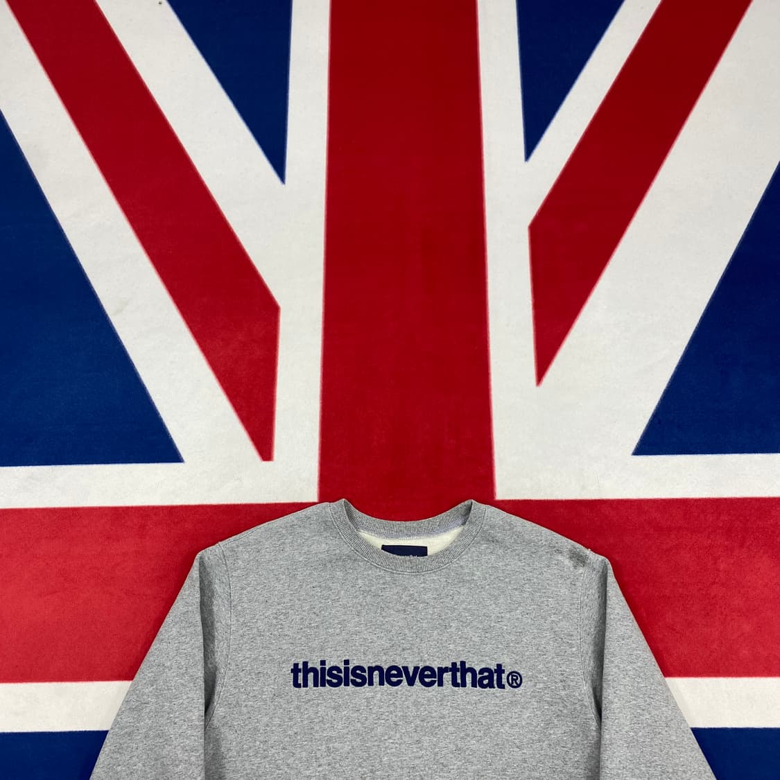 디스이즈네버댓 맨투맨 S 상품이미지2