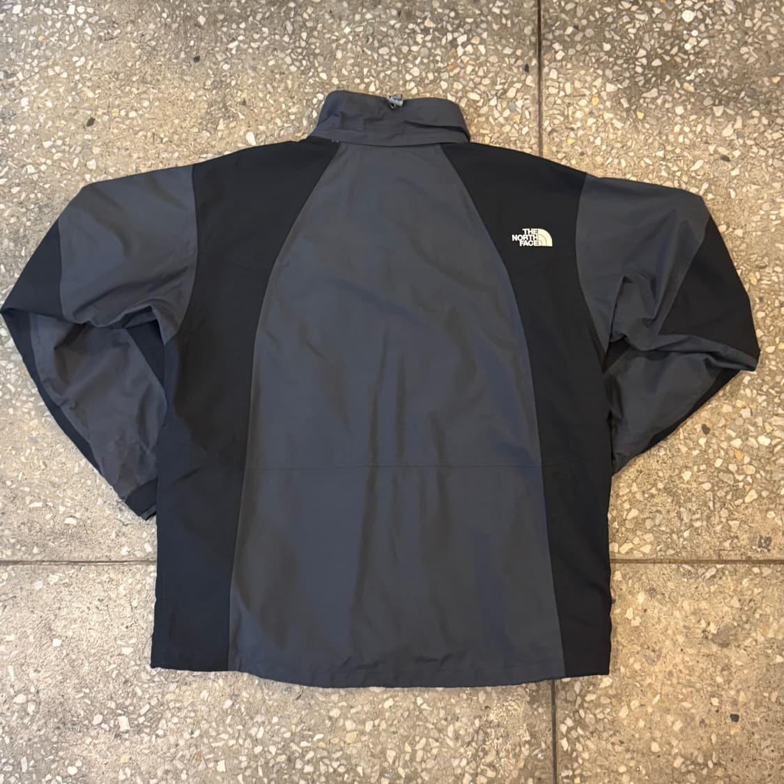 노스페이스 써밋시리즈 고어텍스 바람막이 110 상품이미지2