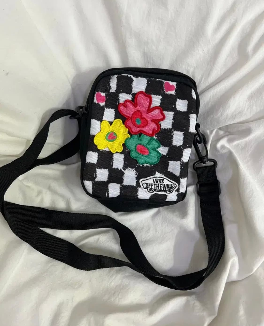 반스 x 더뮤지엄비지터 플로랄 체커 백 하트 체크 상품이미지2
