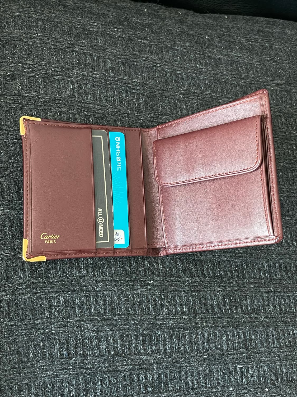 까르띠에 반지갑 버건디컬러 상품이미지3