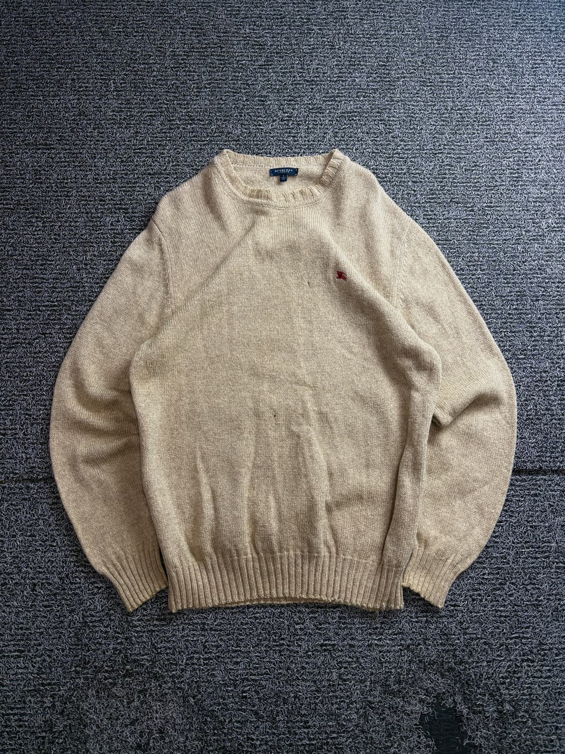 버버리 포니로고 베이지 크루넥 니트 3049 상품이미지2