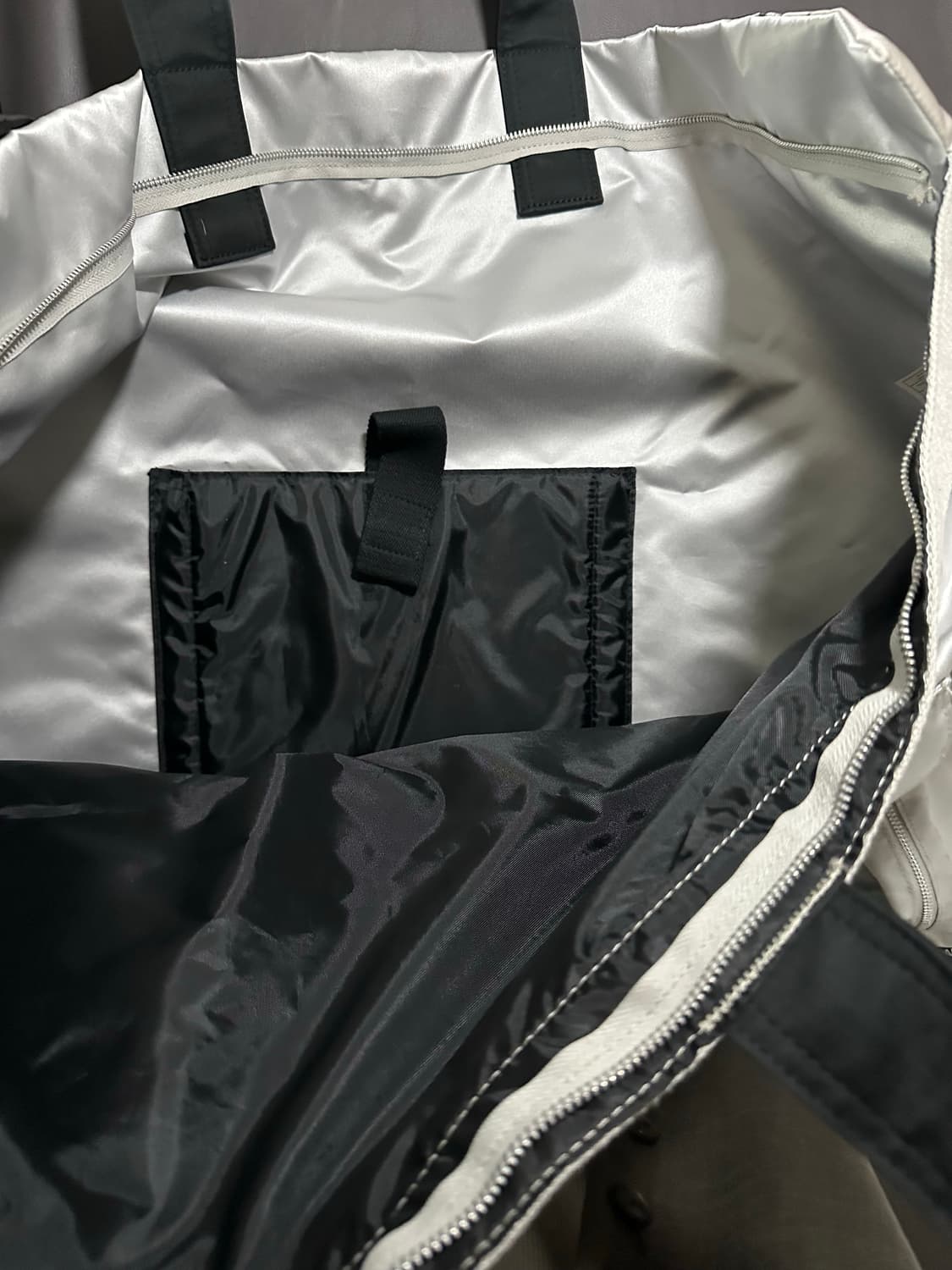 라프시몬스 이스트백 포스터 빅사이즈 토트백 상품이미지3