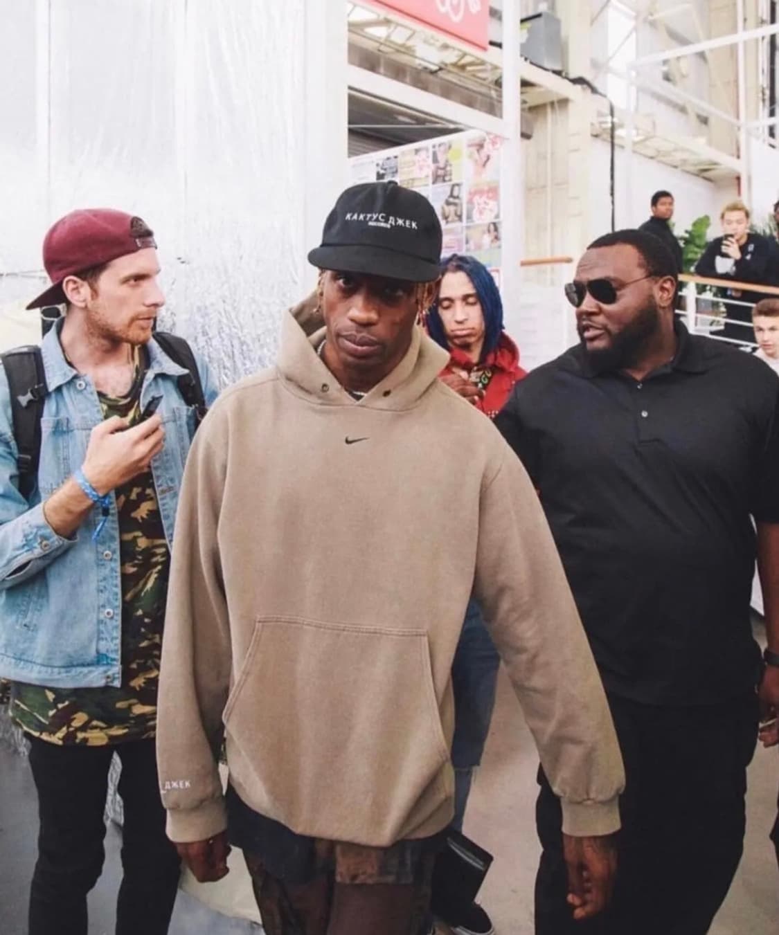 VINTAGE NIKE SWOOSH TRAVIS SCOTT HOODIE 상품이미지6