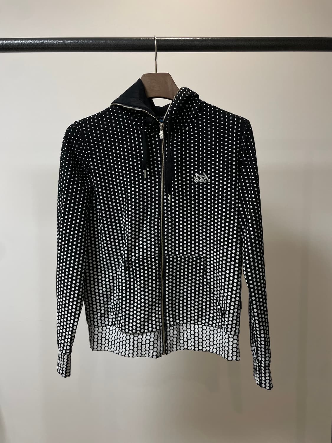 (90) 마자플라바 토트 땡땡이 후드 집업 상품이미지1