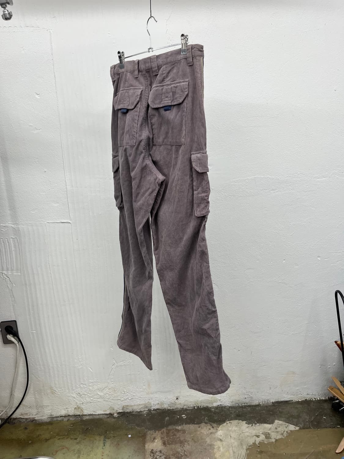 33) OLD VANS CORDUROY CARGO PANTS 상품이미지5