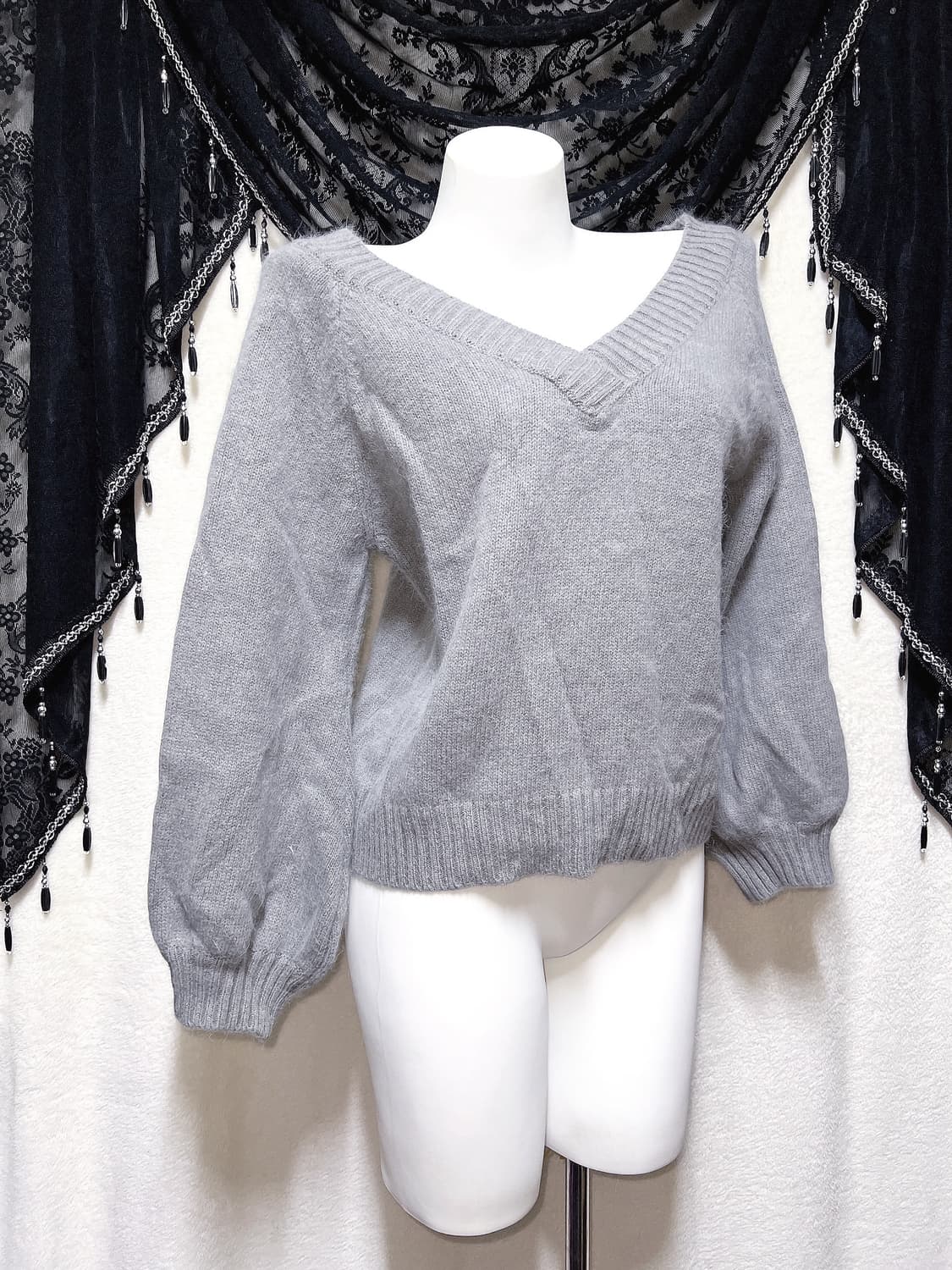 로맨틱갸루 로걀탑 브이넥 오프숄더 앙고라니트 하구미 하치 러블리 상품이미지5