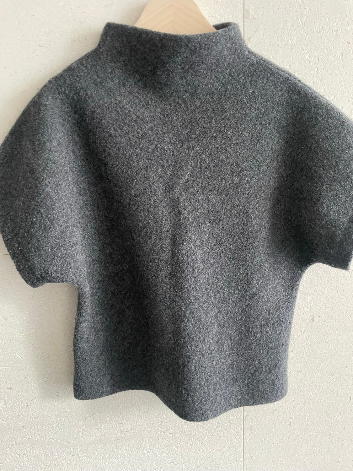 베르소 하이넥 탑 상품이미지1