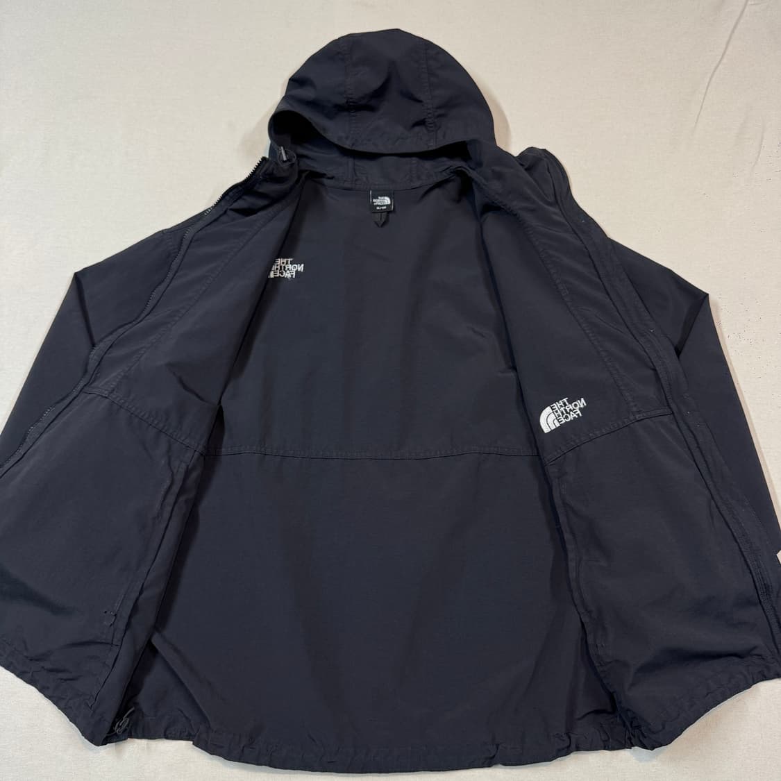 XL) 노스페이스 센터로고 바람막이 자켓 블랙 상품이미지5