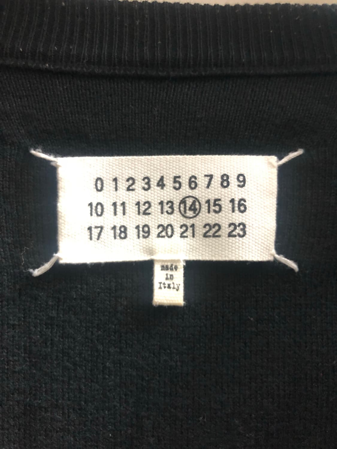 [M] 마르지엘라 엘보우 패치 가디건 블랙 상품이미지3