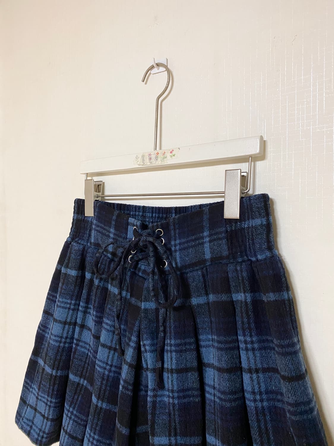 Blue Checked Lace-Up Shorts 상품이미지3