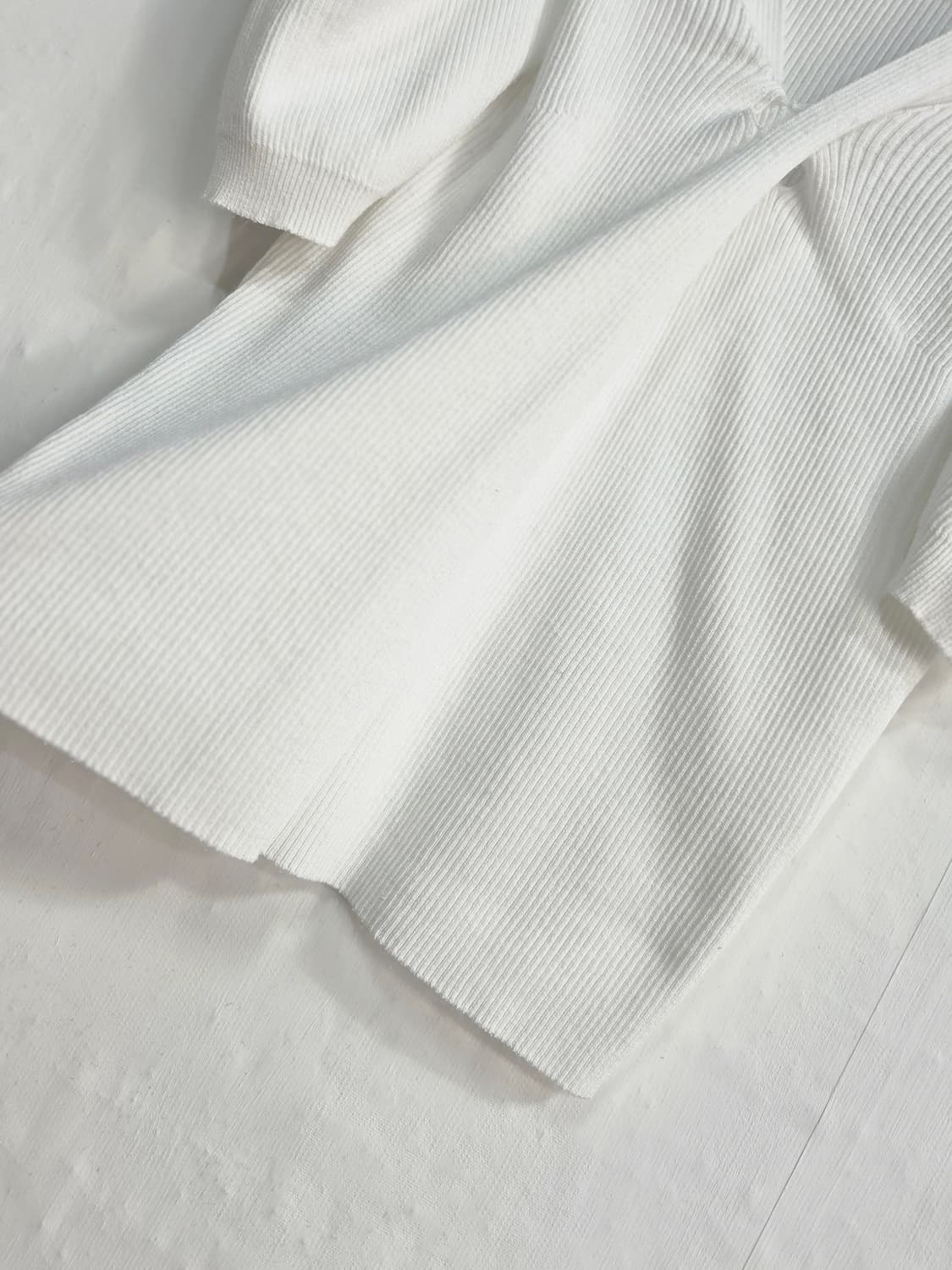 EGOSI 화이트 스마일 자수 퍼프 니트 90-32000 상품이미지3