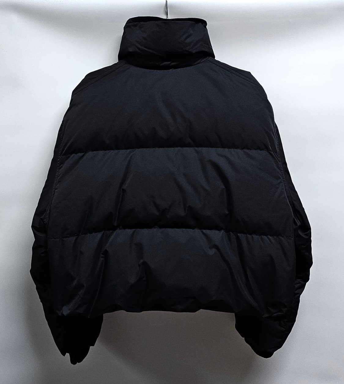 한섬 SJYP 블랙 구스다운 숏패딩 M 상품이미지3
