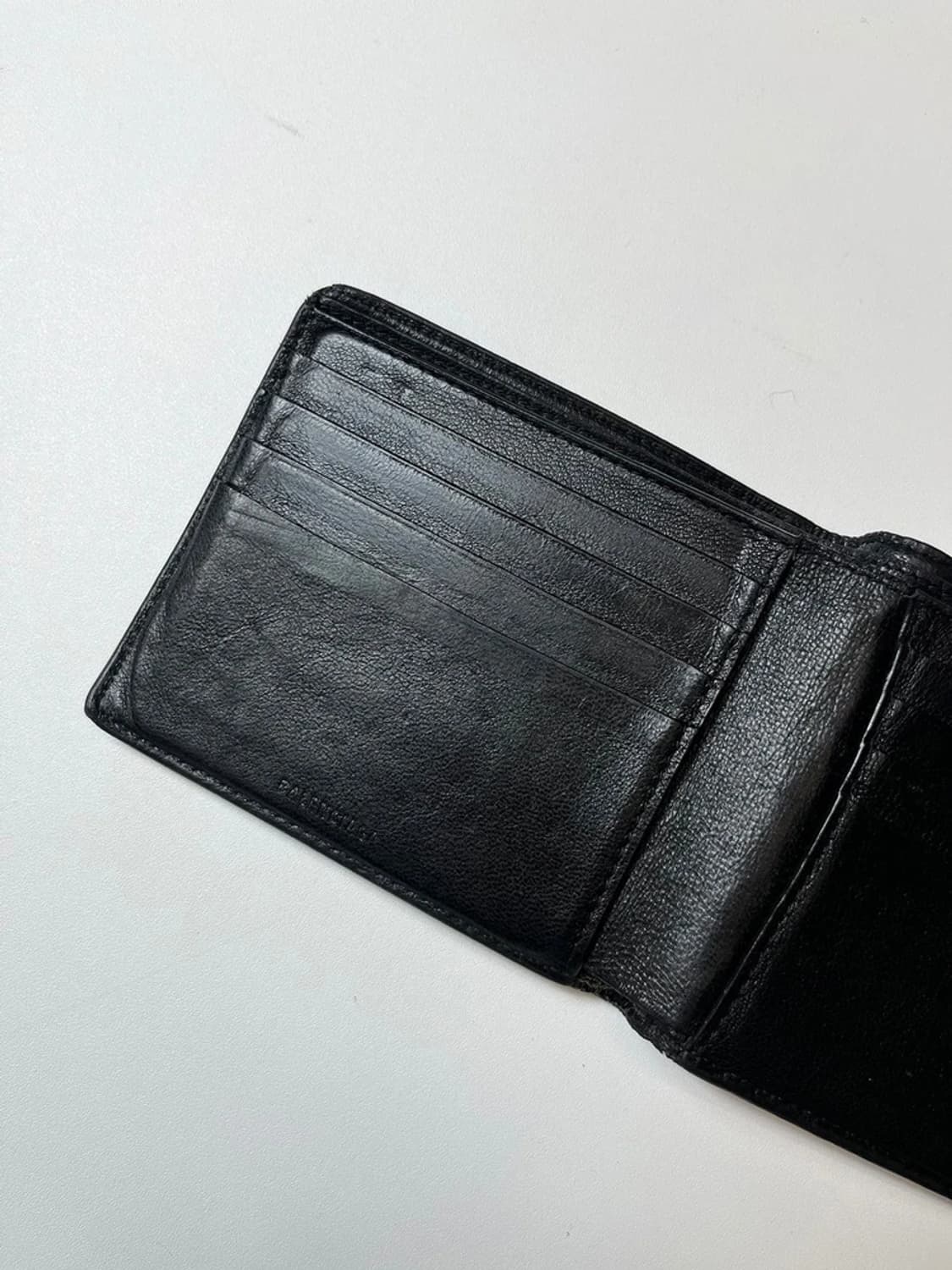 발렌시아가 캐시 스퀘어 반지갑 블랙 Q1344 상품이미지4