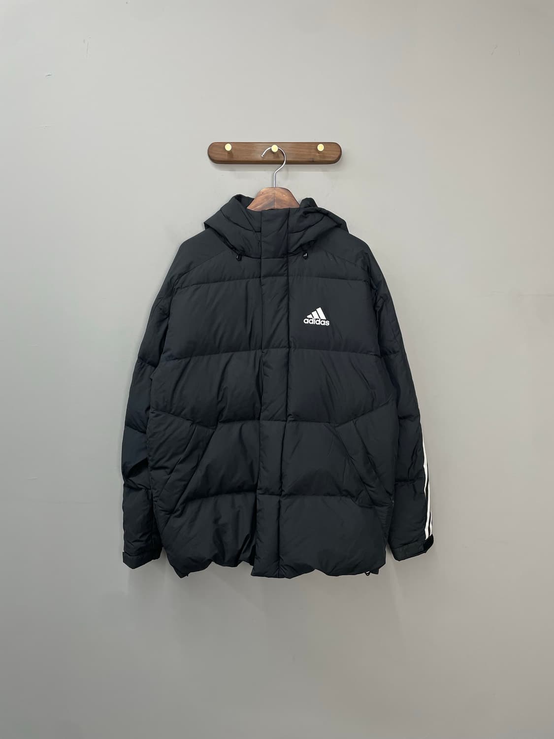 아디다스 3S 블랙 다운 패딩 H1359 상품이미지2