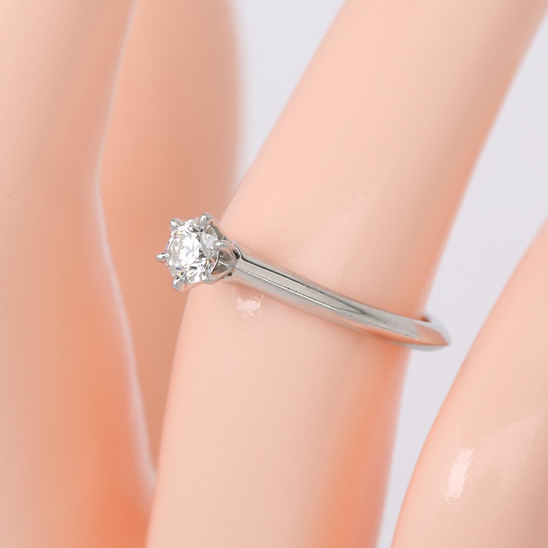 티파니앤코 0.27캐럿 6프롱 티파니 다이아 웨딩링 플래티늄 11호 상품이미지4