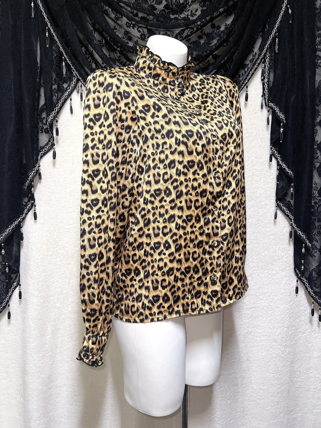 오네갸루 레오파드 호피 애니멀패턴 프릴블라우스 히메 핀터 시부야 헤이세이 상품이미지3