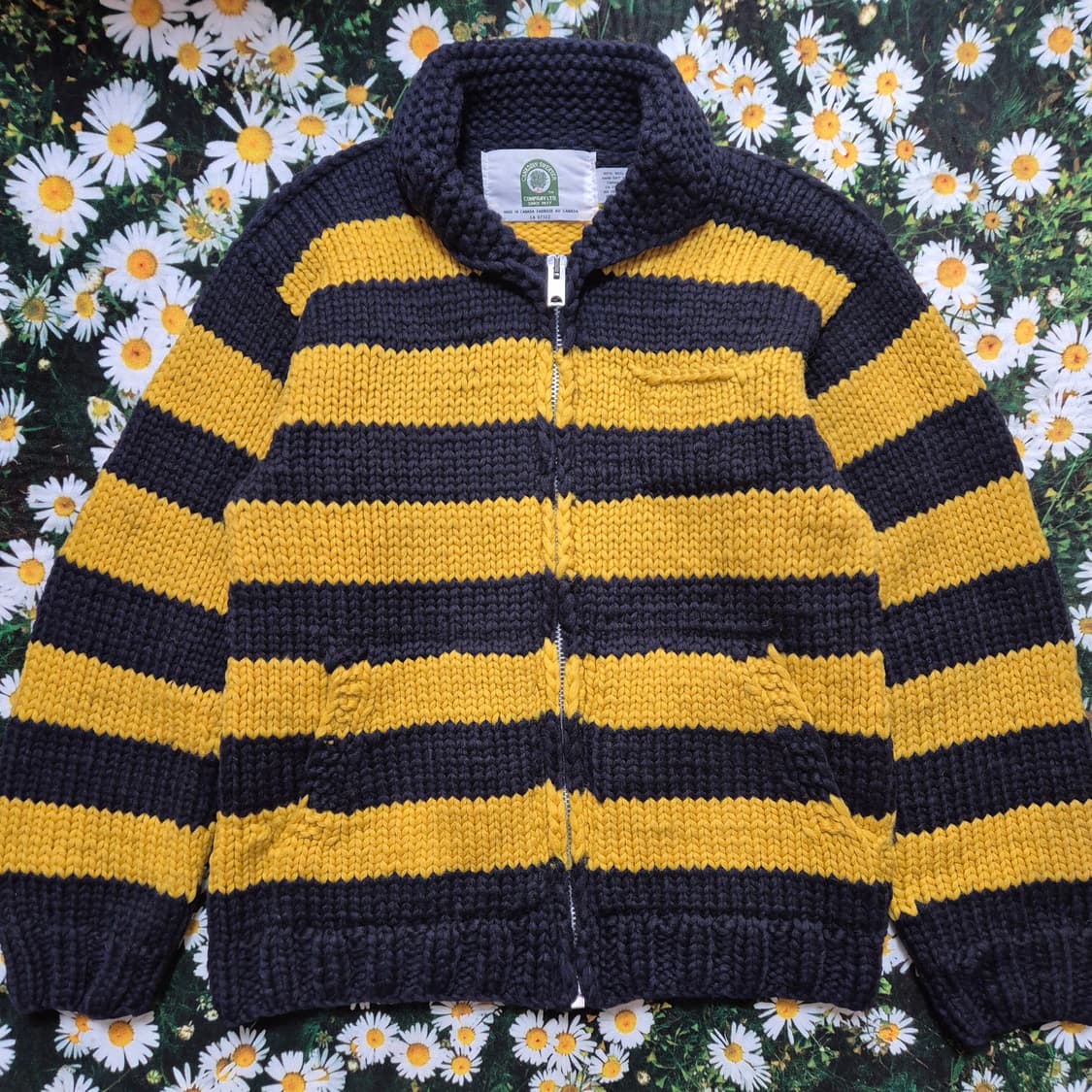 Canadian sweater 캐나다 스트라이프 코위찬 상품이미지1