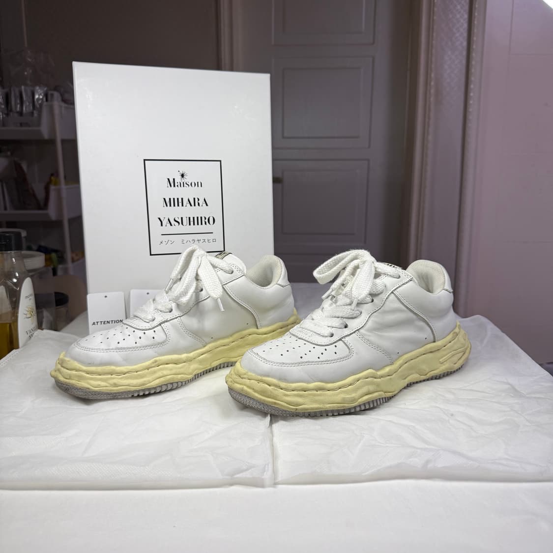 메종 미하라야스히로 웨인 VL OG 솔 레더 로우탑 스니커즈 상품이미지1