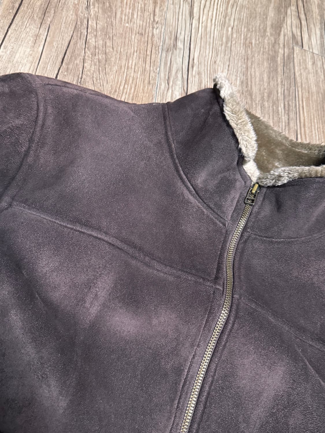 GU 브라운 스웨이드 무스탕 자켓 상품이미지3